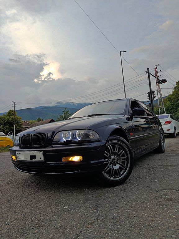 BMW 318, 1.9 L, 1999 il, 450 000 km — Avtomobillər, Şəki