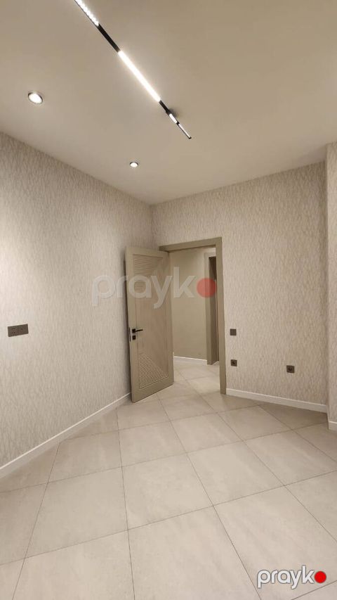 Satılır 2 otaqlı köhnə tikili 46 m²