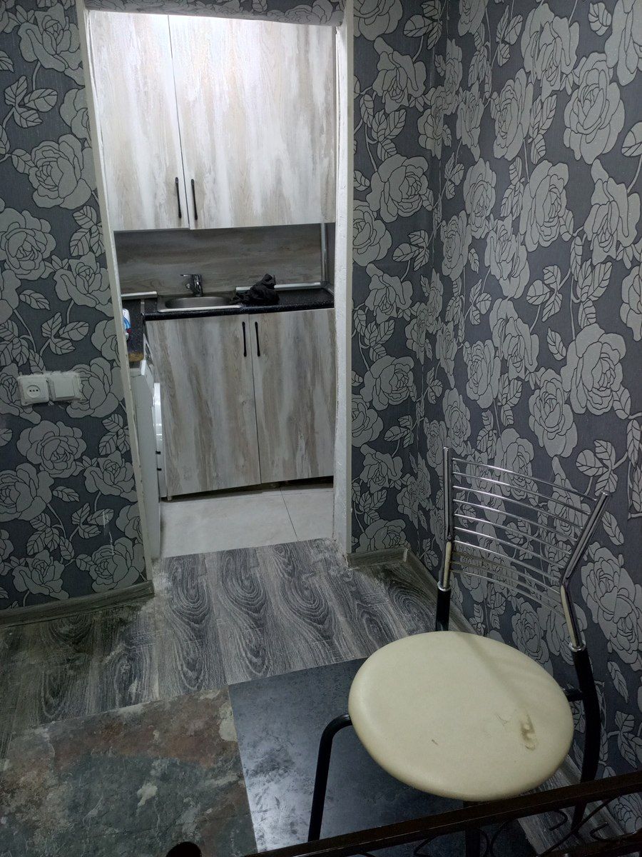 İcarəyə verilir 1 otaqlı köhnə tikili 16 m² — Mənzil, Bakı (3)