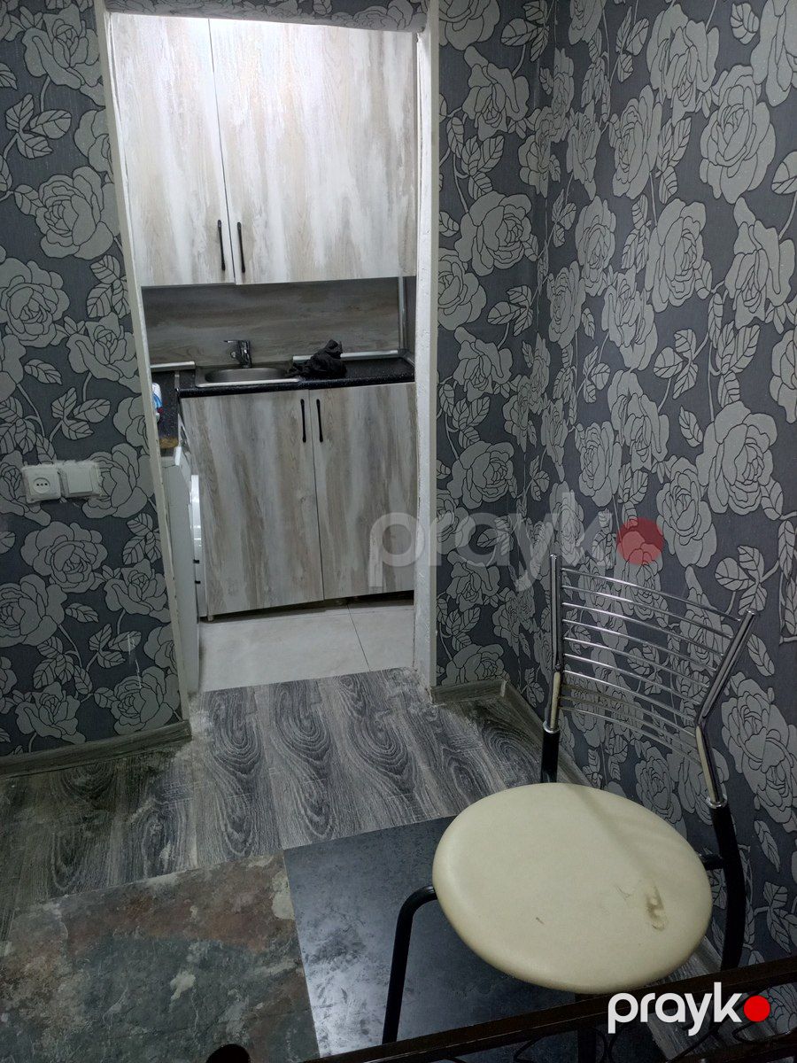 İcarəyə verilir 1 otaqlı köhnə tikili 16 m² — Mənzil, Bakı (3)